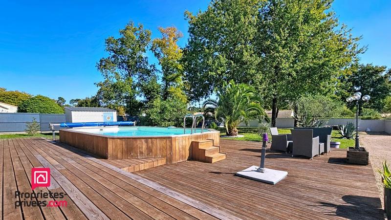 Maison - 290 m² - 9 pièces