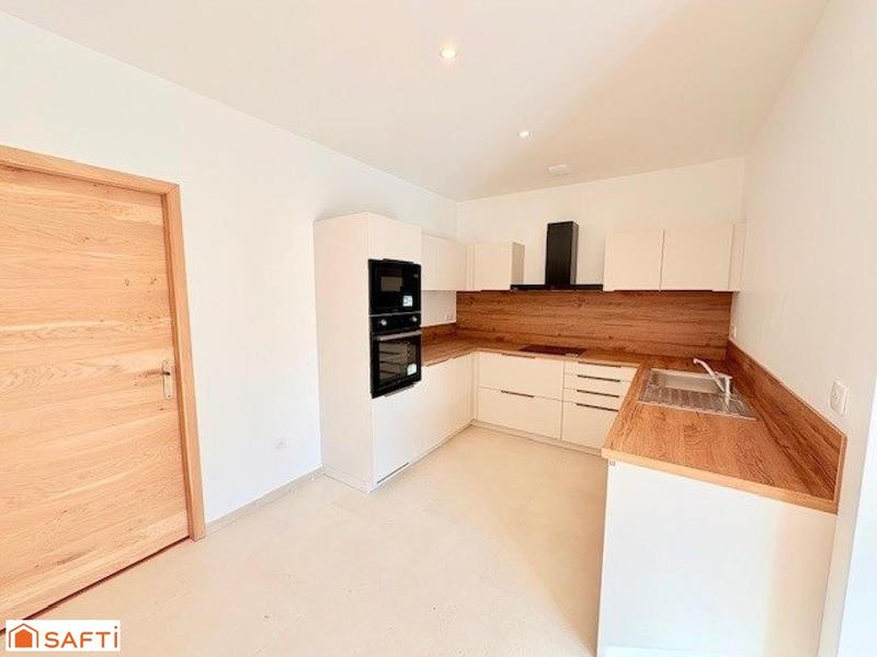 Maison - 102 m² - 5 pièces