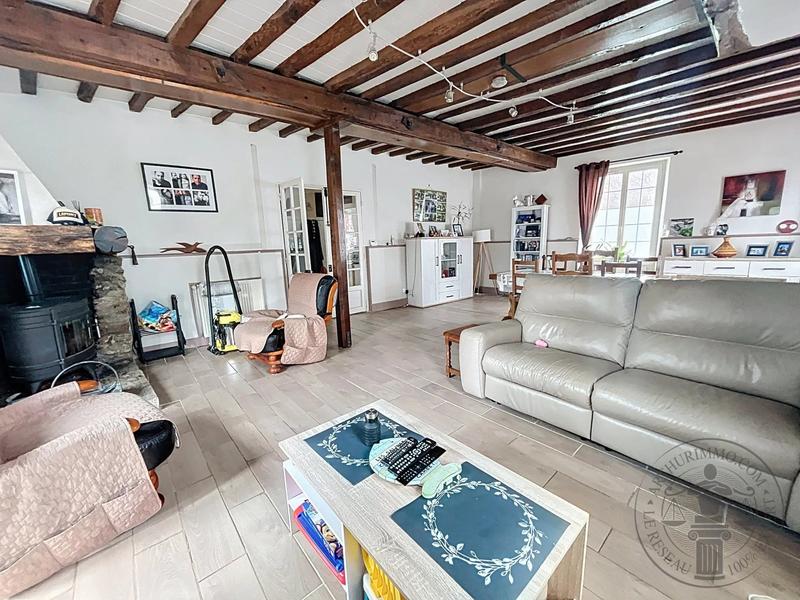 Maison - 136 m² - 6 pièces