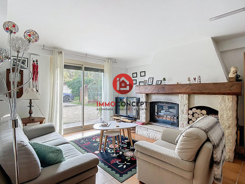 Maison - 178 m² - 7 pièces