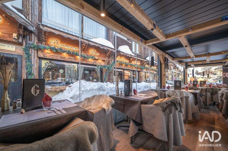 Local commercial - 220 m²