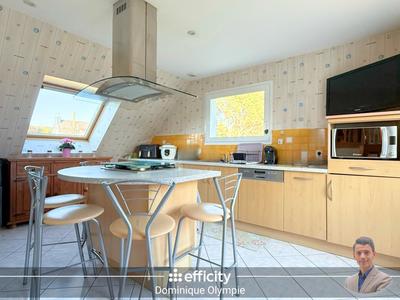 Maison - 105 m² - 5 pièces