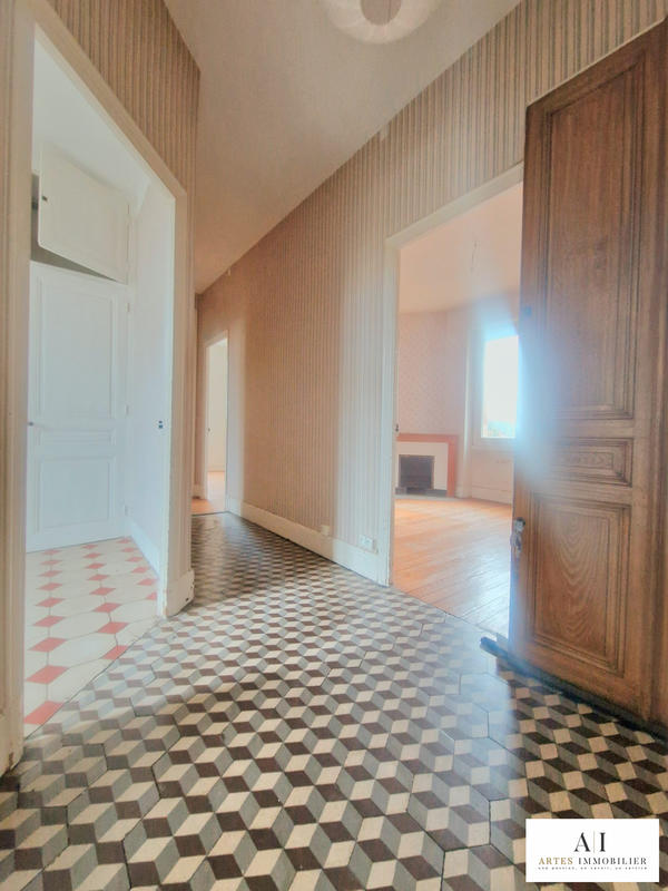 Appartement - 83 m² - 4 pièces