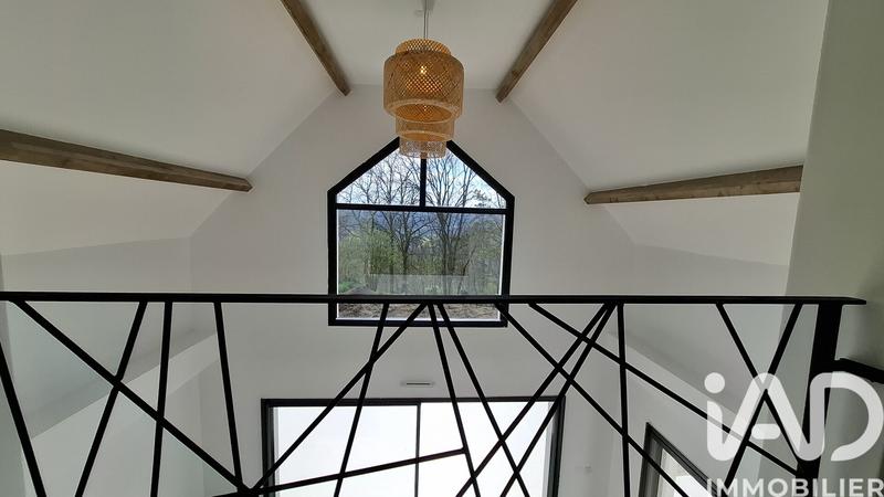 Maison - 200 m² - 7 pièces