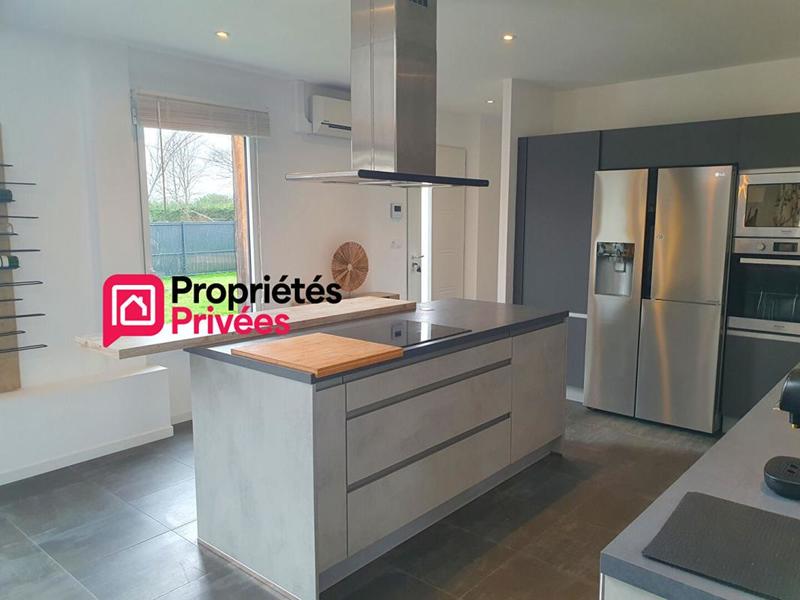 Maison - 180 m² - 5 pièces