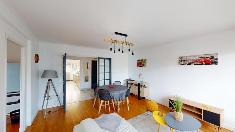 Appartement - 94 m² - 4 pièces