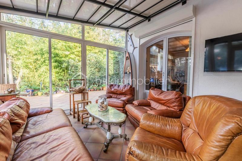 Propriété - 192 m² - 7 pièces