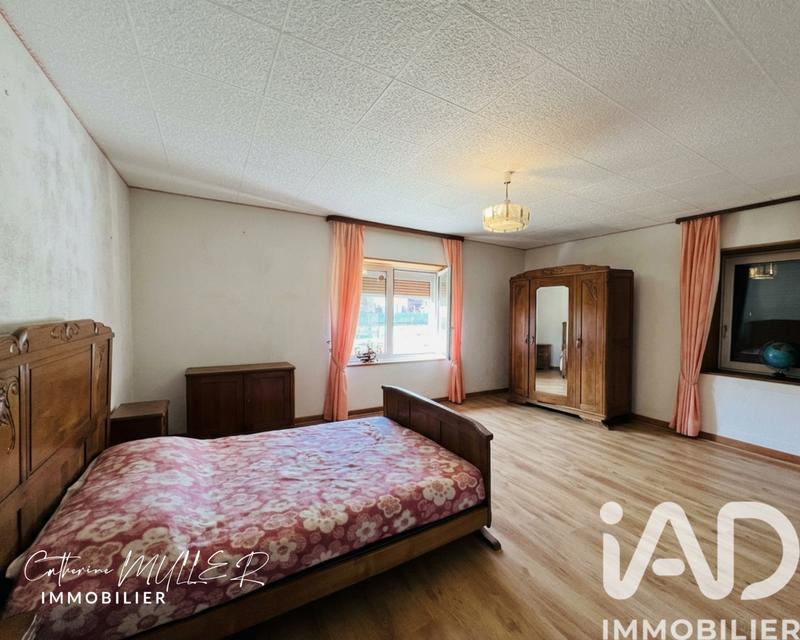 Maison - 229 m² - 6 pièces