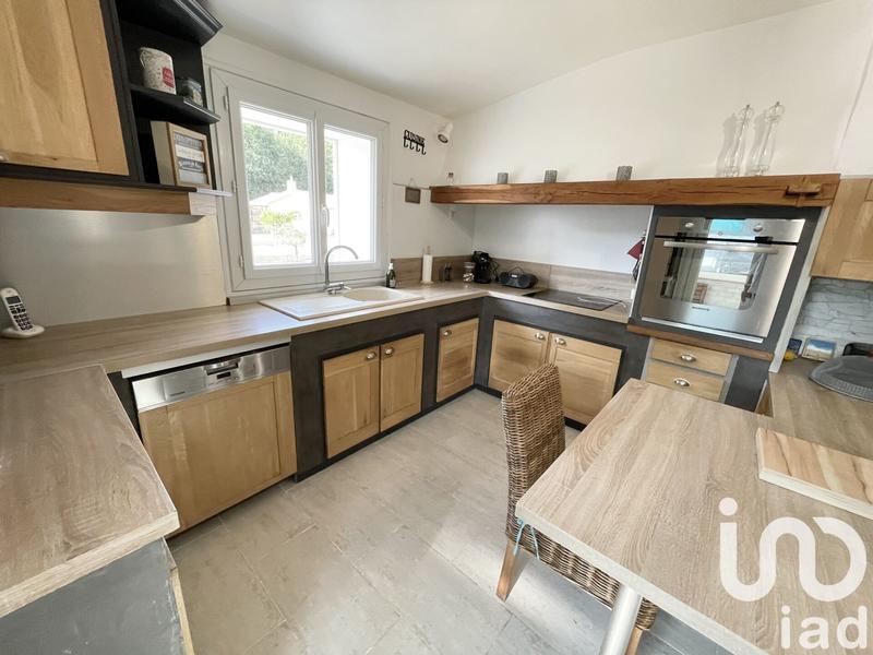 Maison - 180 m² - 7 pièces