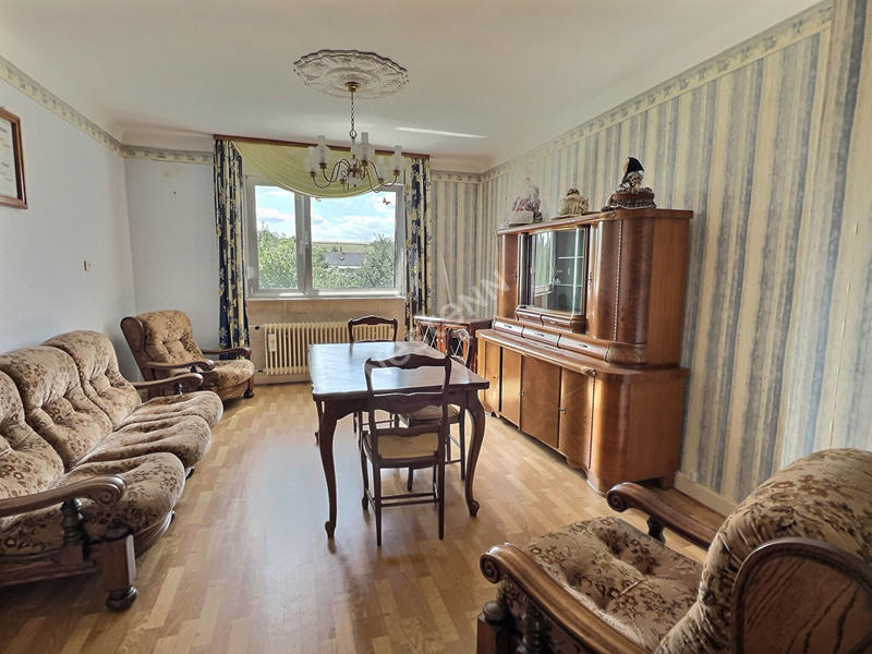 Maison - 151 m² - 6 pièces