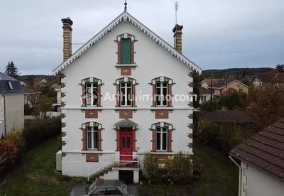 Maison - 153 m² - 7 pièces