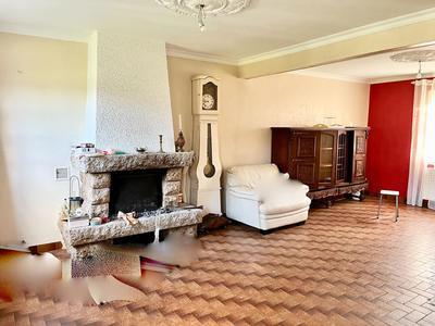 Maison - 123 m² - 7 pièces