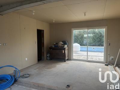 Maison - 99 m² - 4 pièces