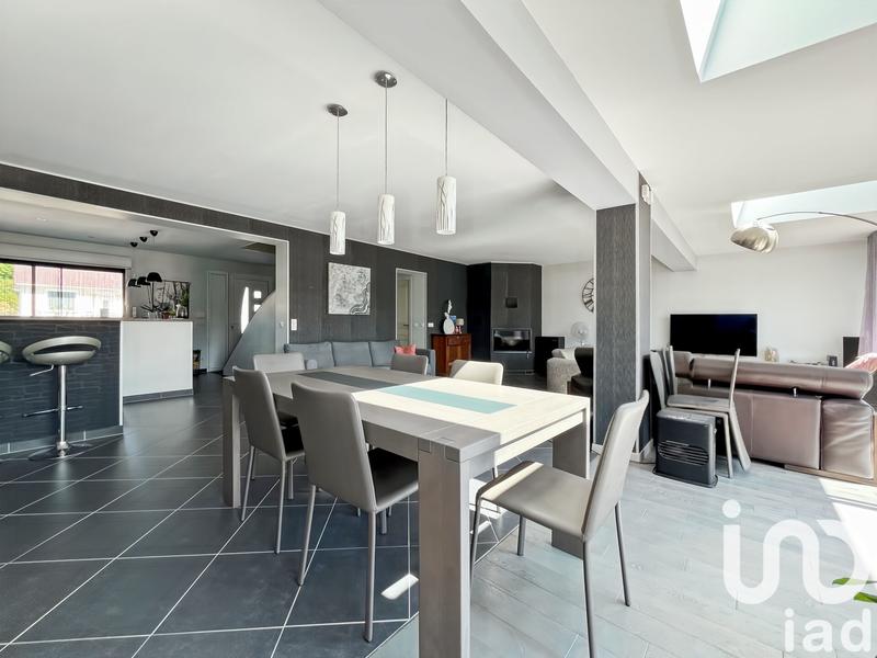 Maison - 153 m² - 7 pièces