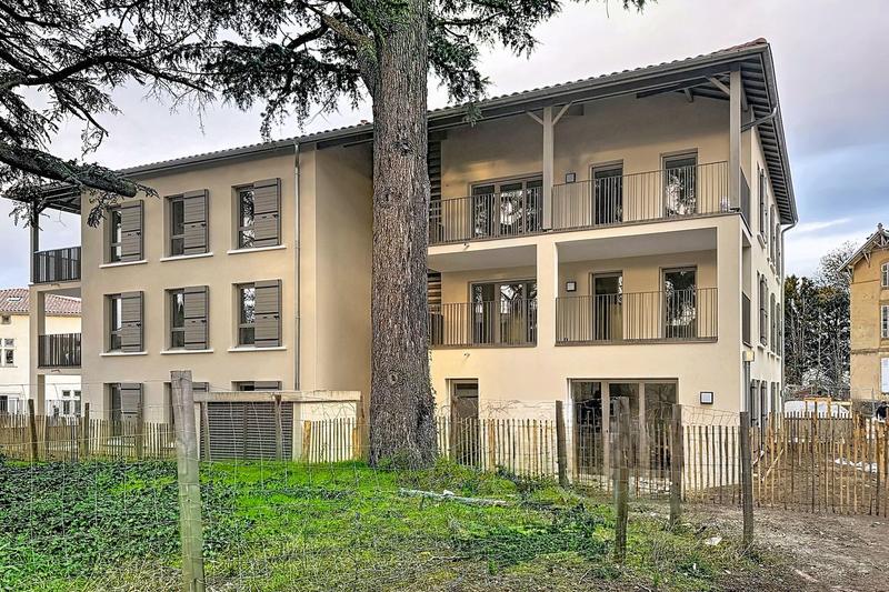 Appartement - 84 m² - 4 pièces