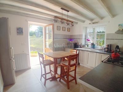 Maison - 156 m² - 7 pièces