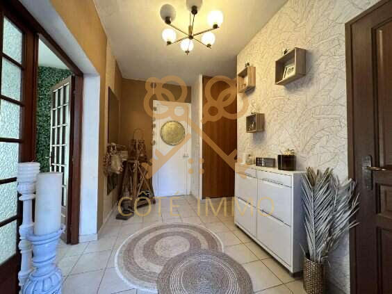 Maison - 160 m² - 7 pièces