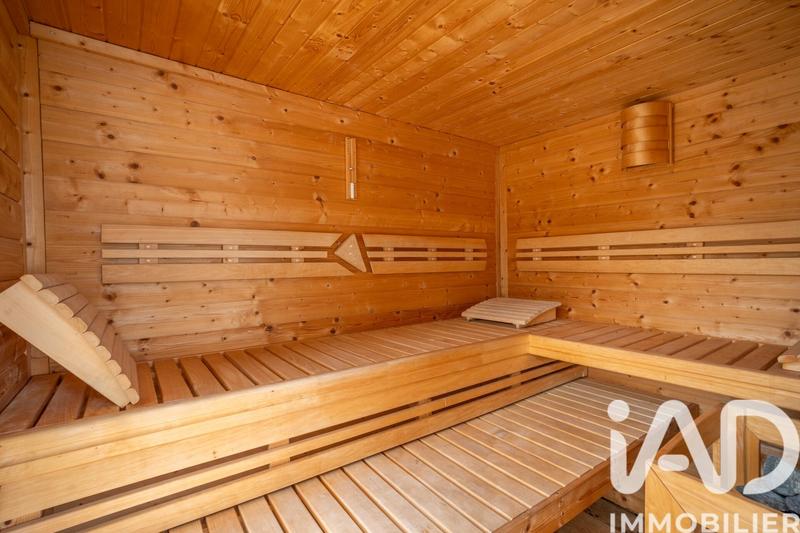 Maison - 142 m² - 5 pièces