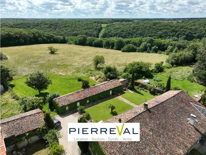 Maison ancienne - 250 m² - 10 pièces