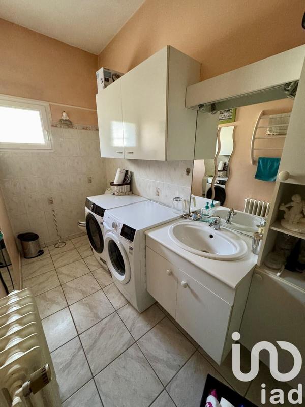 Maison - 219 m² - 7 pièces