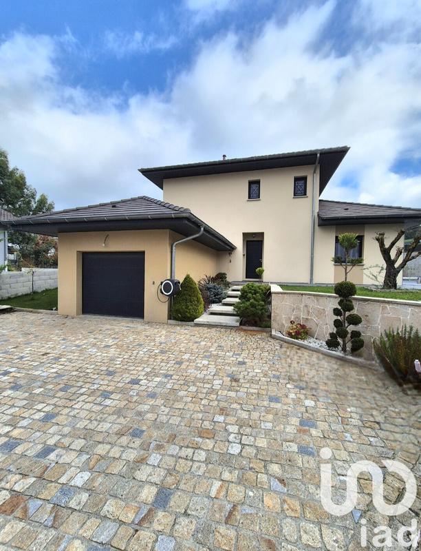 Maison - 115 m² - 5 pièces