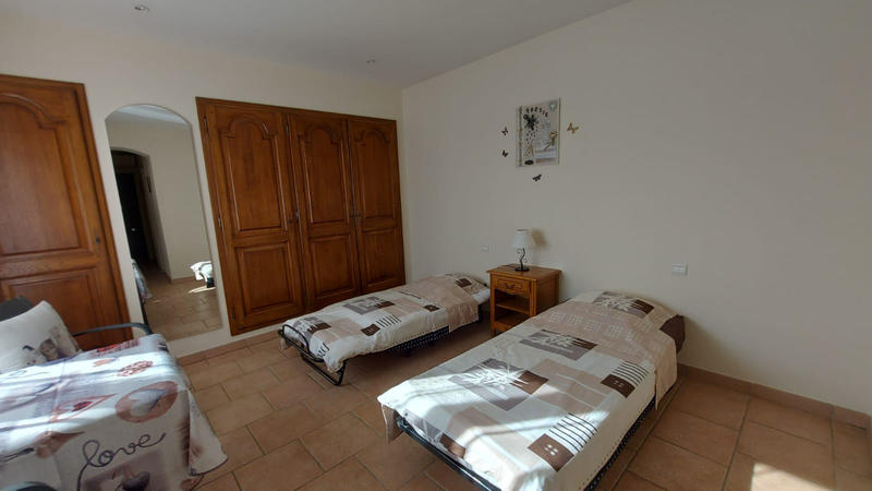 Villa - 210 m² - 6 pièces