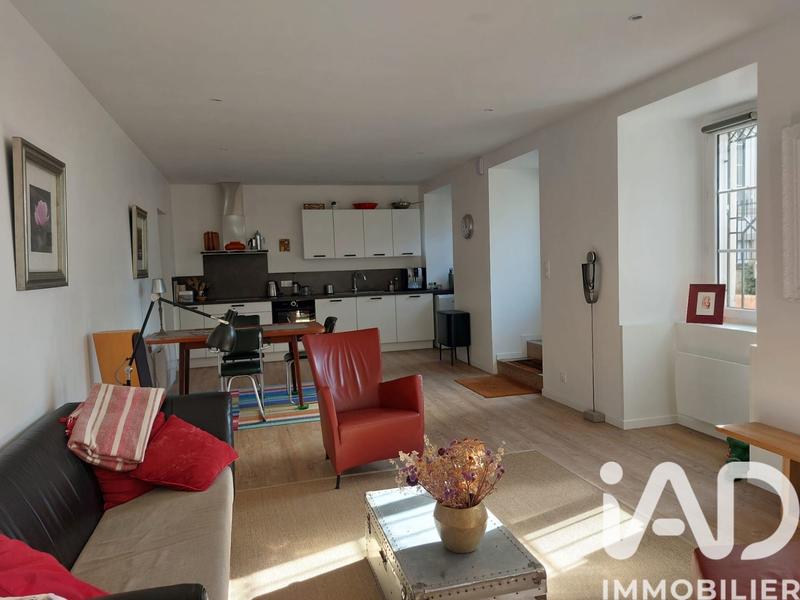 Appartement - 90 m² - 3 pièces