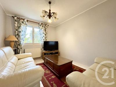 Maison - 139 m² - 6 pièces