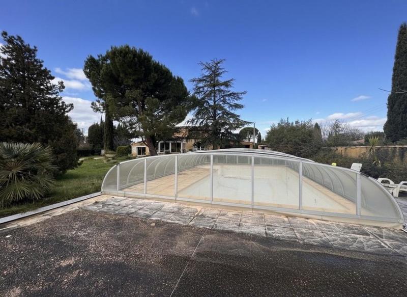 Maison - 198 m² - 7 pièces