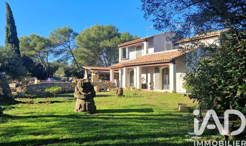 Maison - 172 m² - 5 pièces