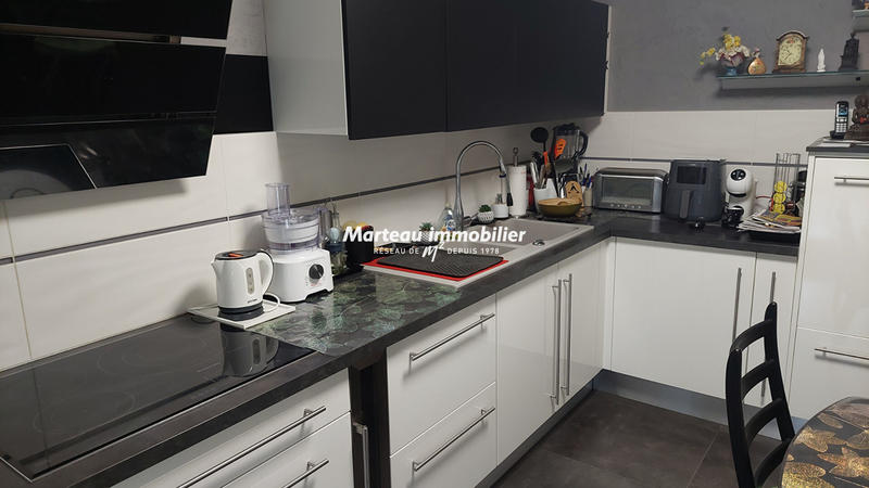 Maison - 94 m² - 6 pièces