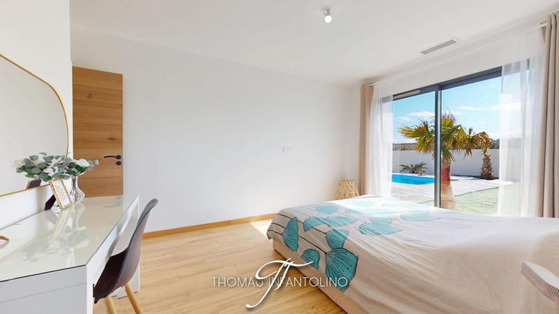 Maison - 140 m² - 5 pièces