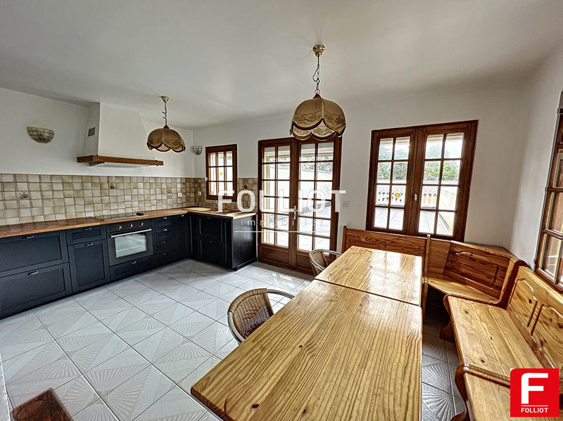 Appartement - 66 m² - 5 pièces