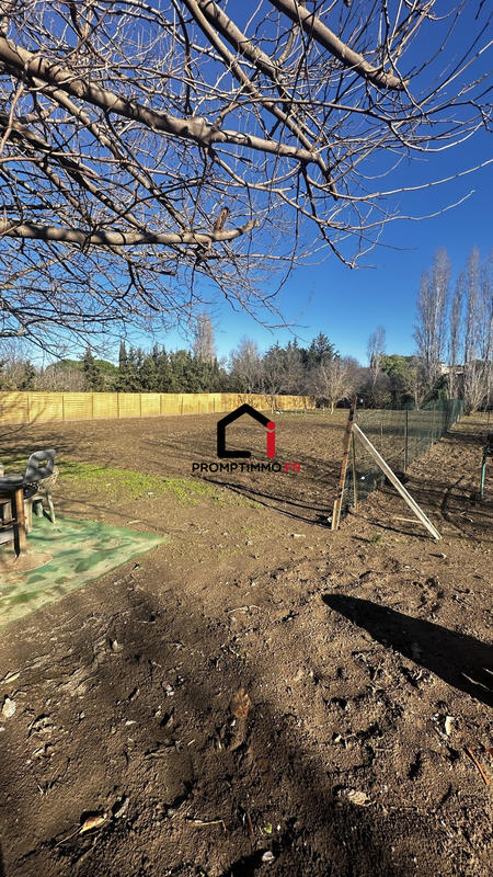 Terrain agricole - 2 352 m²