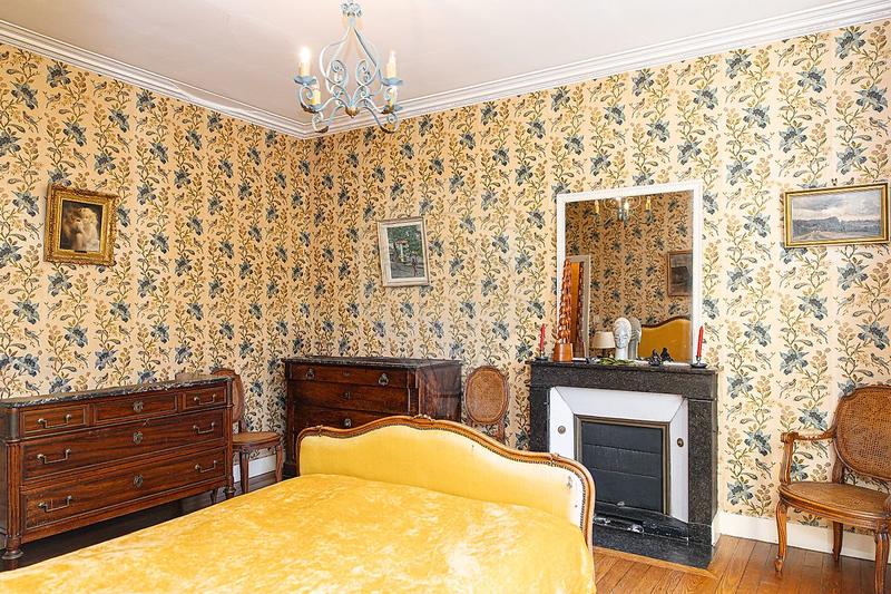 Château - 400 m² - 13 pièces