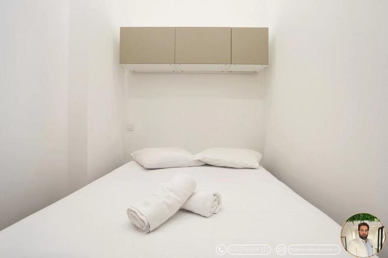 Appartement - 100 m² - 9 pièces