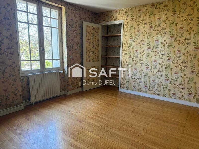 Maison - 210 m² - 8 pièces