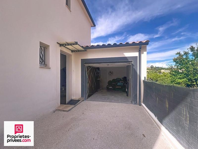 Villa - 100 m² - 4 pièces