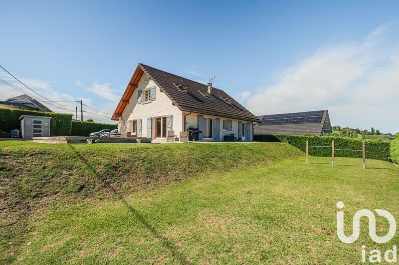 Maison - 210 m² - 5 pièces
