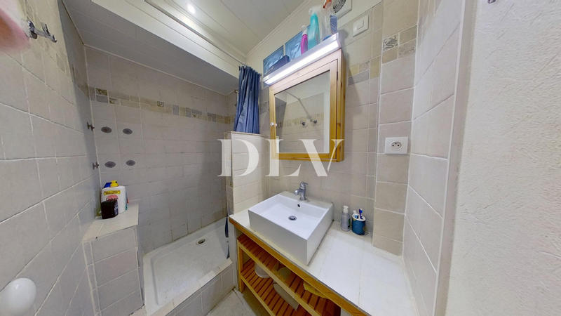 Appartement - 69 m² - 5 pièces