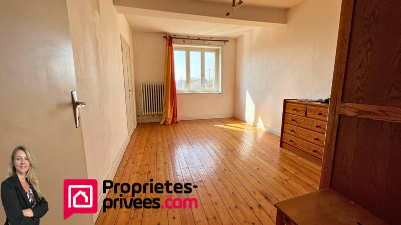 Maison - 200 m² - 9 pièces