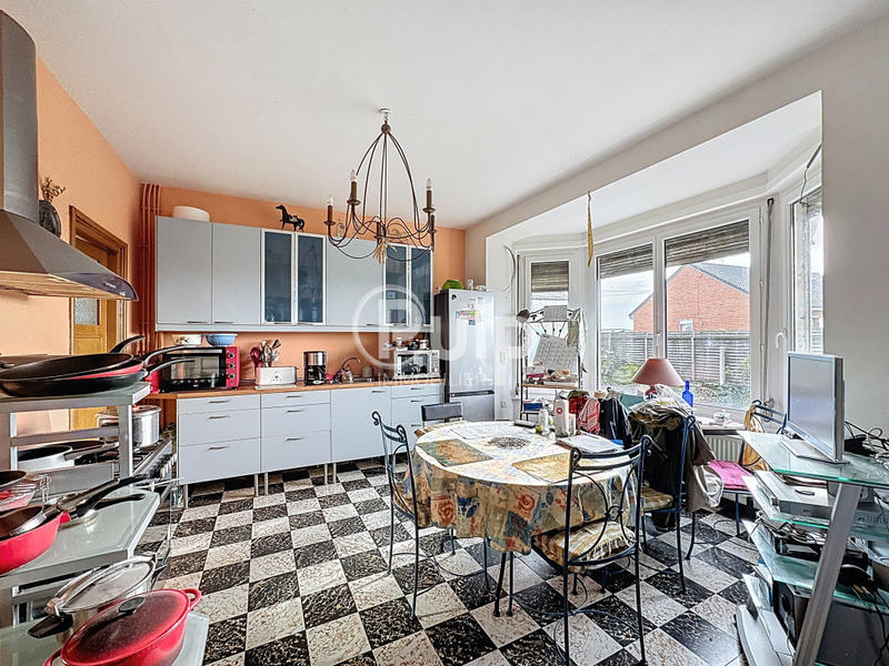 Immeuble - 4 726 m² - 5 pièces