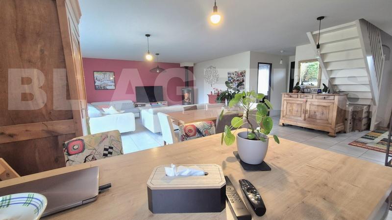 Pavillon - 125 m² - 6 pièces