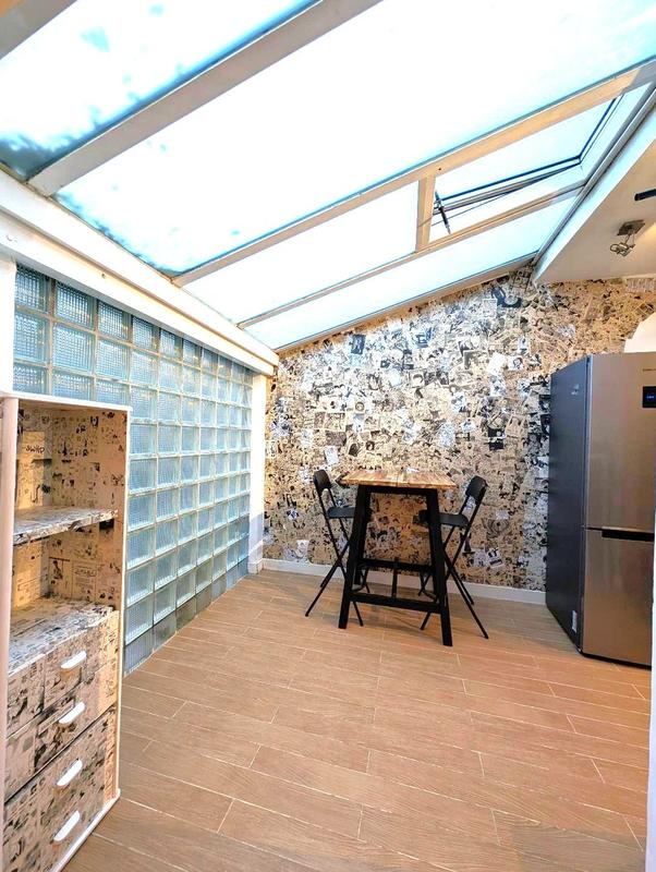 Appartement - 60 m² - 2 pièces