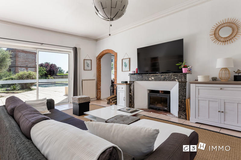 Château - 520 m² - 12 pièces