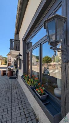 Local commercial - 384 m²