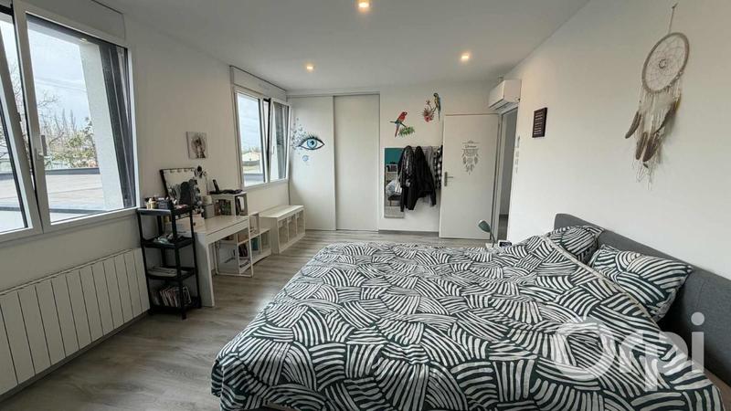 Maison de ville - 210 m² - 7 pièces