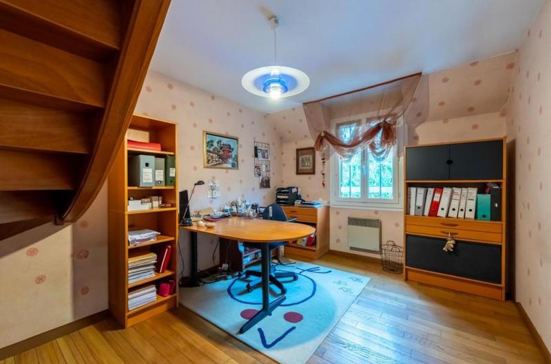 Maison - 200 m² - 9 pièces