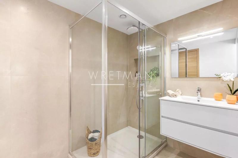 Appartement - 97 m² - 4 pièces