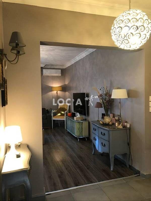 Appartement - 80 m² - 3 pièces